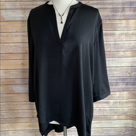 Chico's Tops - Chico’s Sz 4 Black 3/4 Sleeve Asymmetrical Blouse